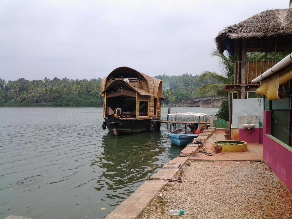 La Mirban Varkala Exterior photo